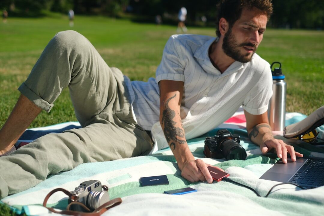 actor relaxing hobby