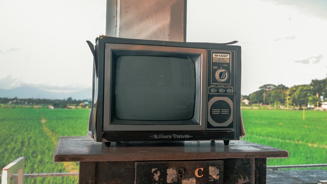 retro tv broadcast